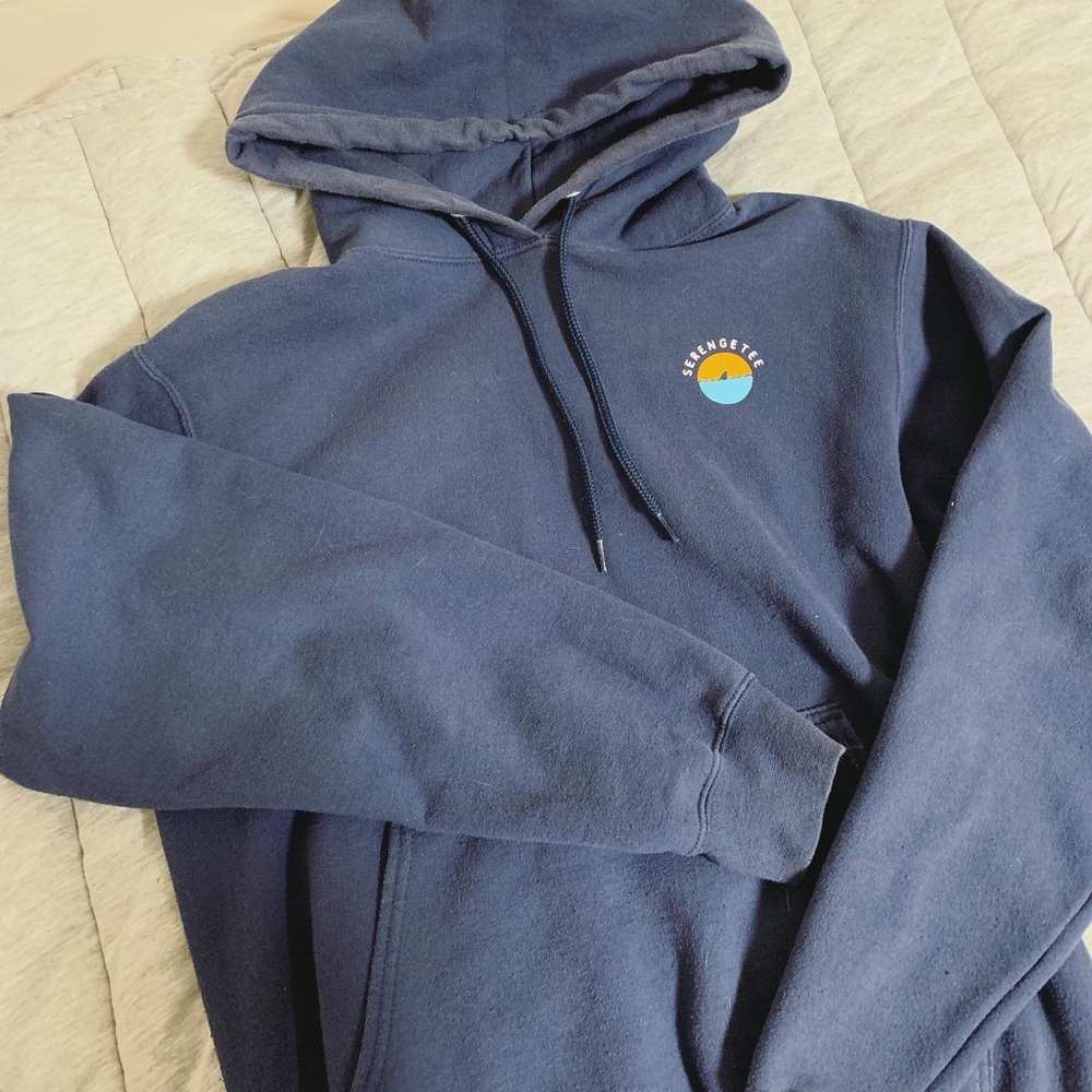 serengetee hoodie